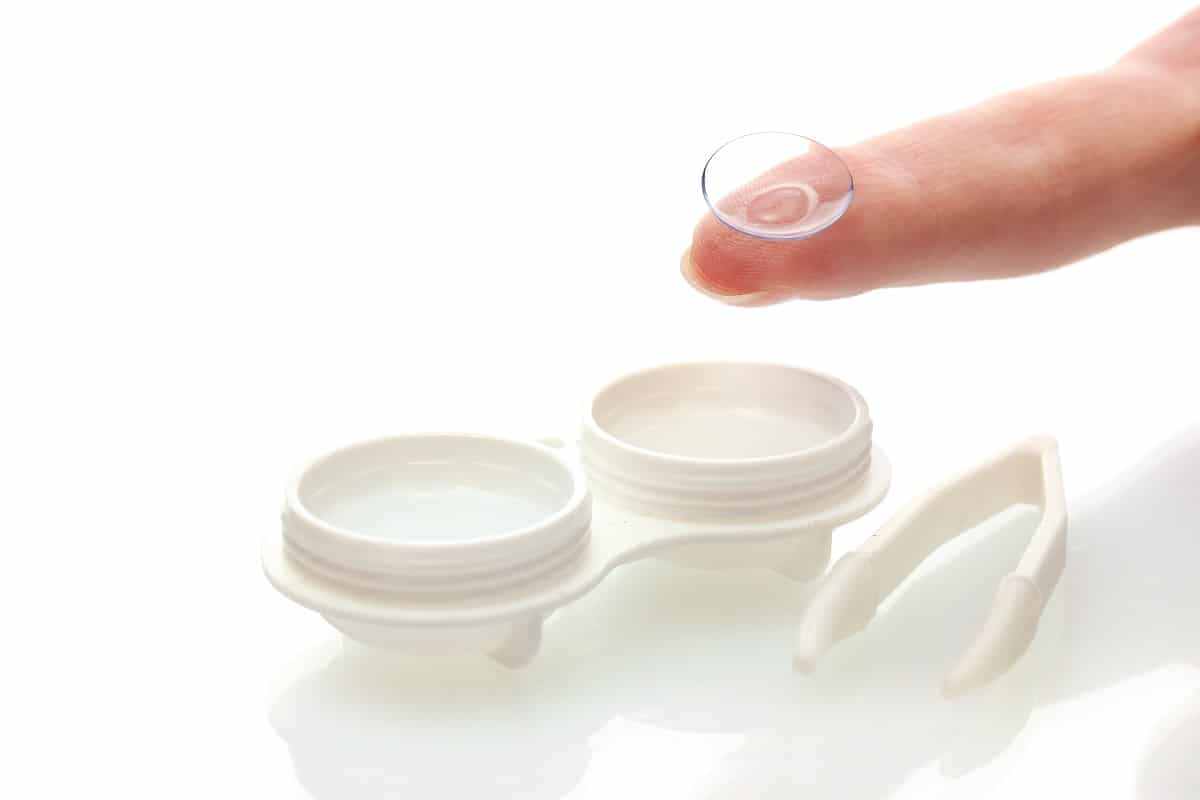 Top Do’s and Don’ts of Contact Lens Care Fredericksburg VA